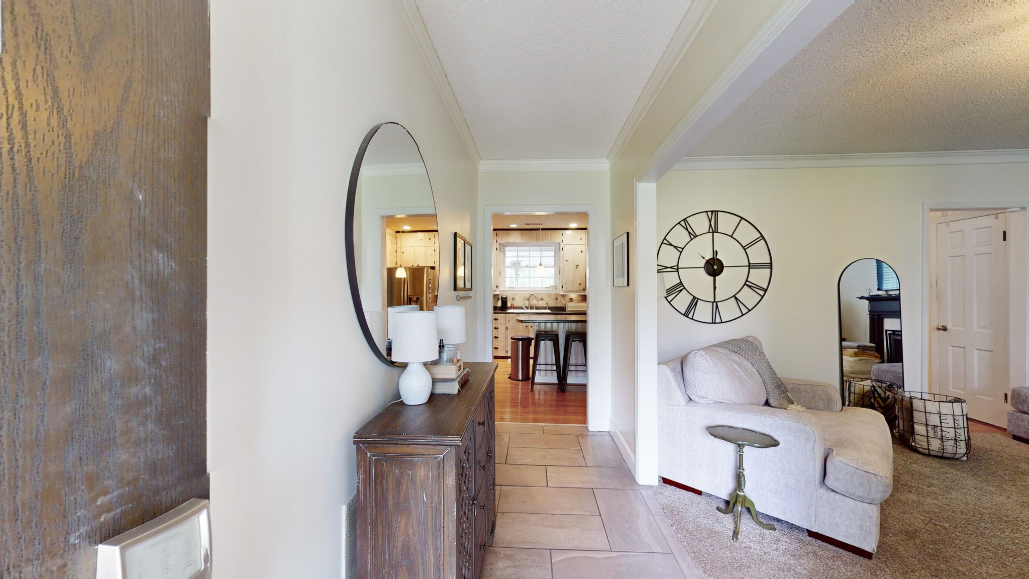 113 Country Club Dr