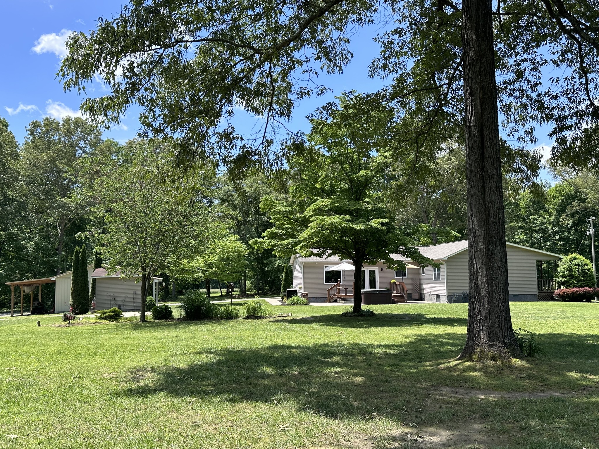 181 Holder Ln