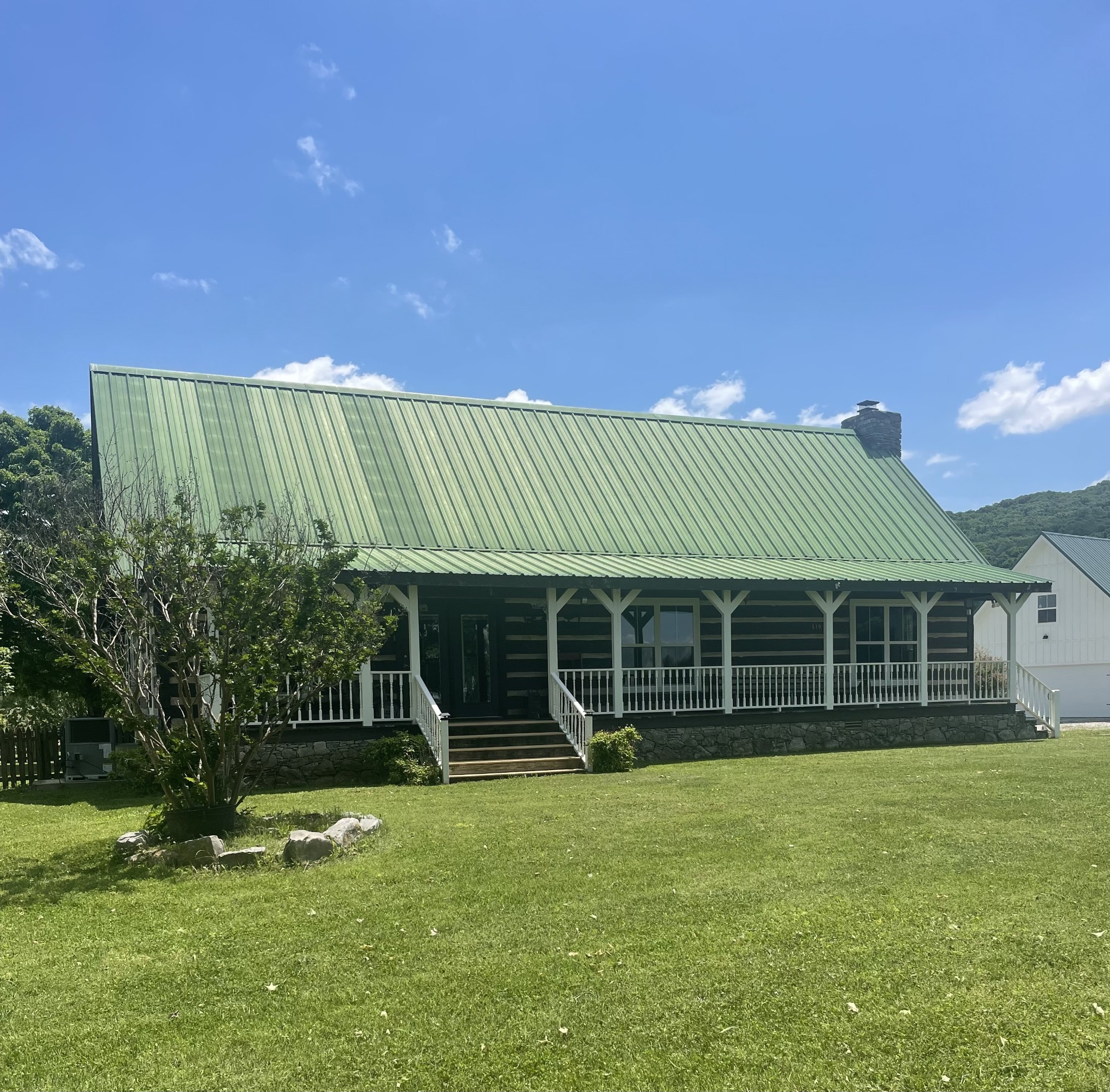 719 Basham Rd