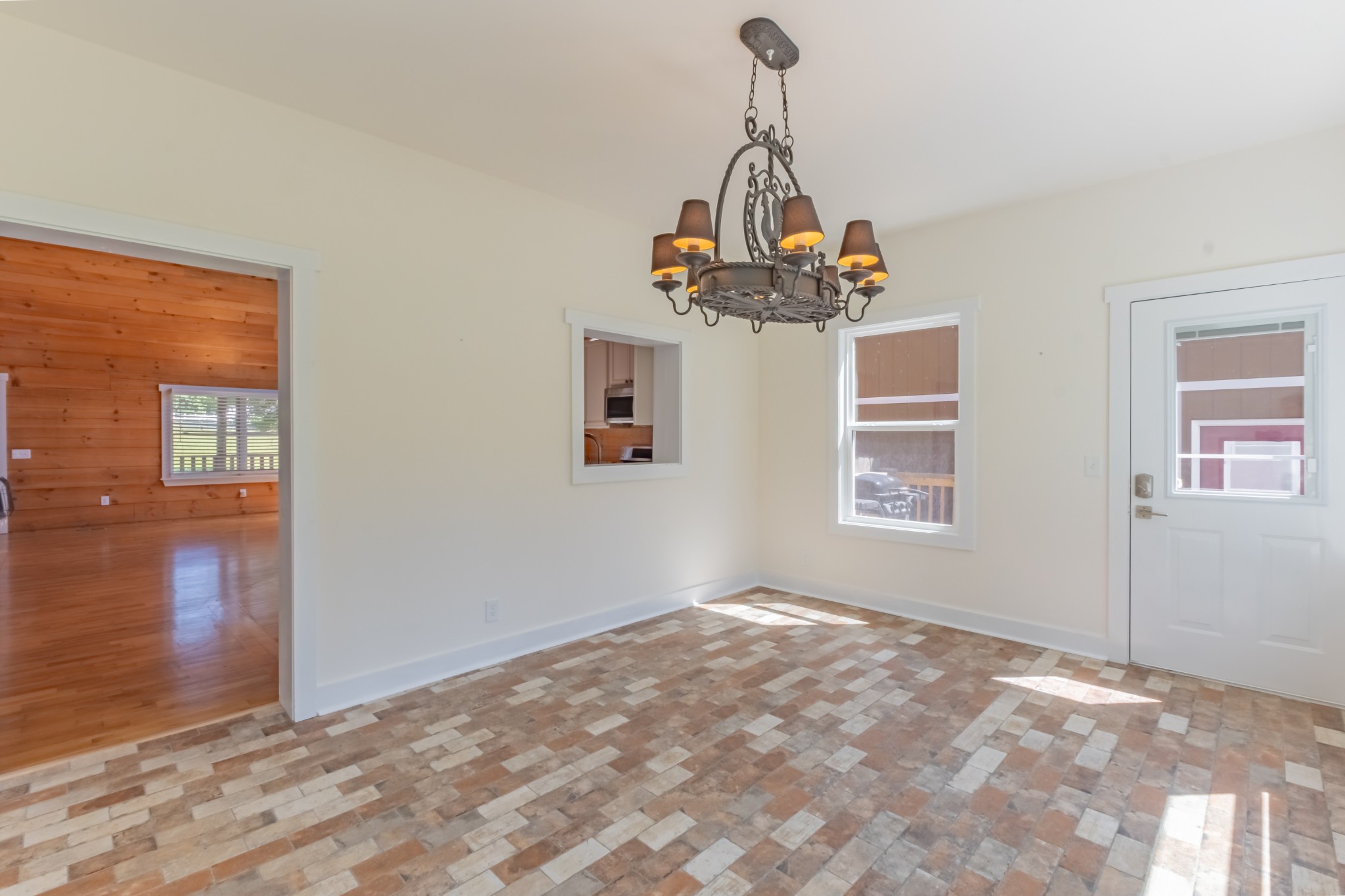 959 Ferrells Loop Rd