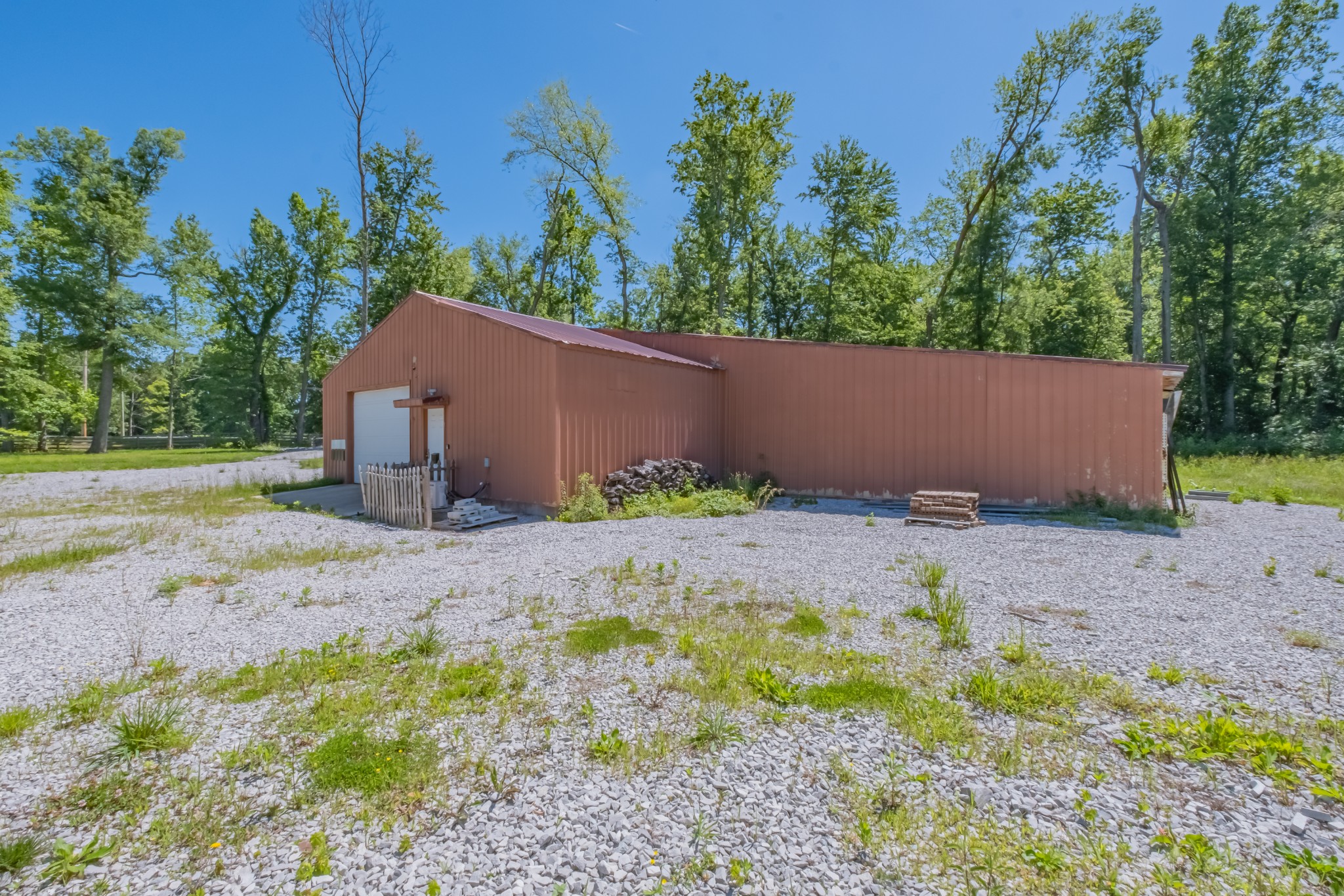 959 Ferrells Loop Rd