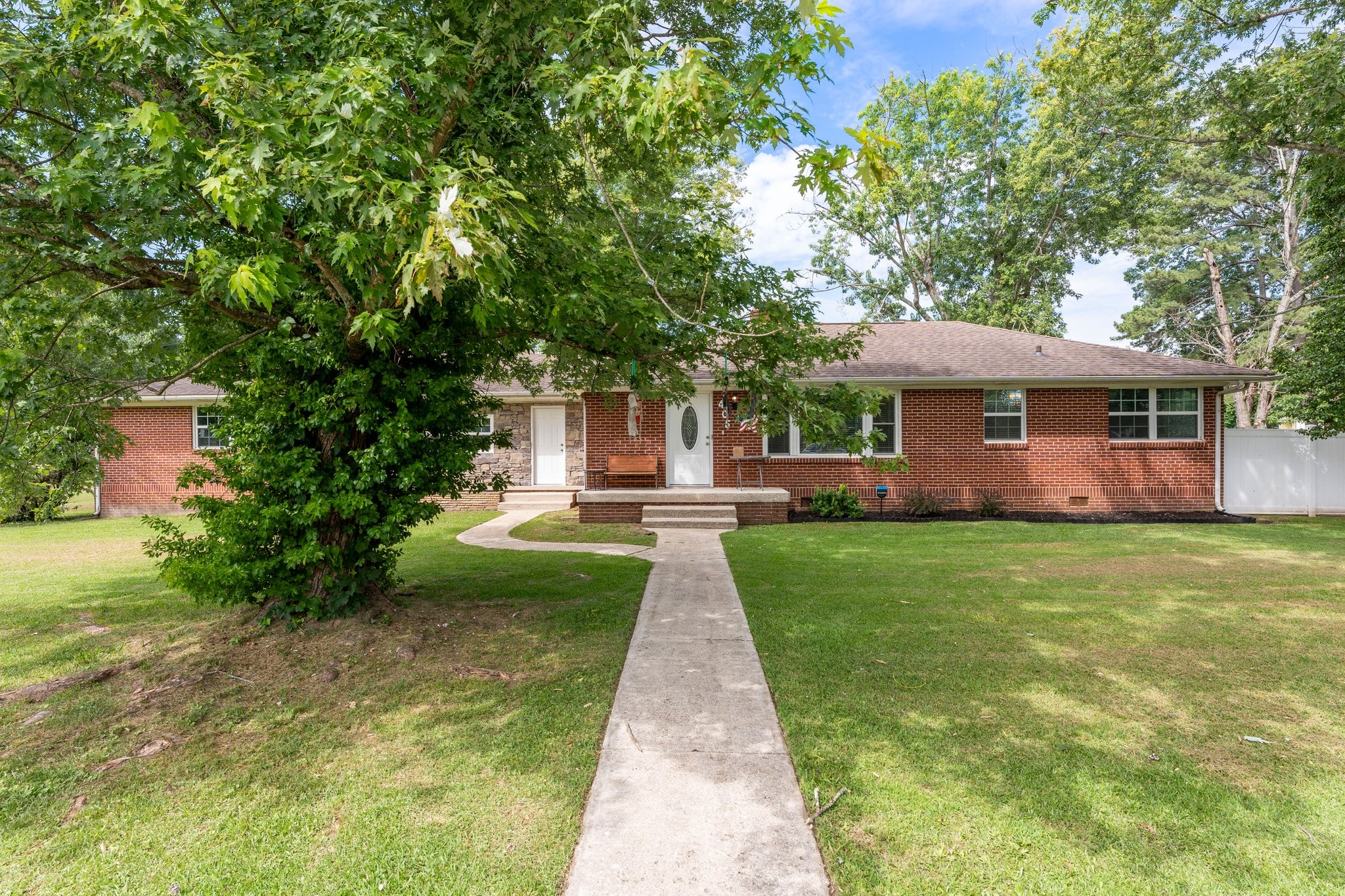 405 Stone Blvd