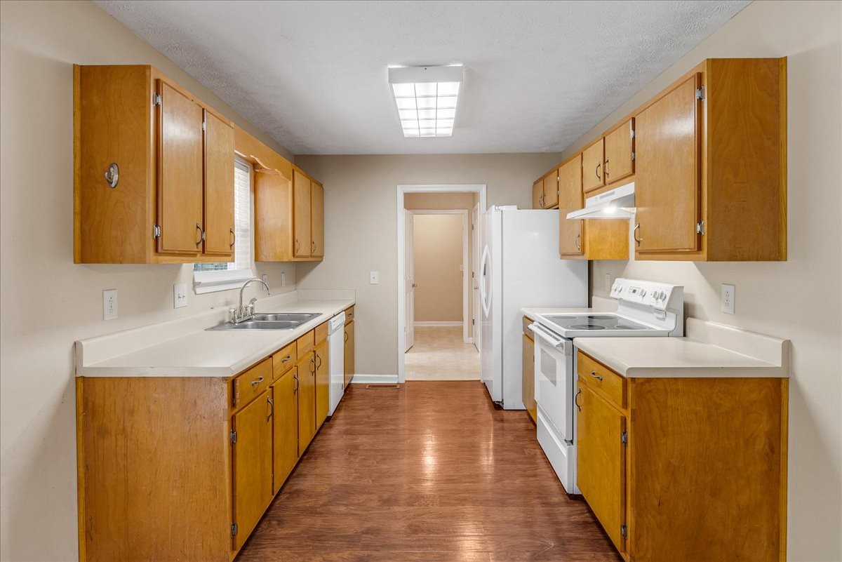 1248 Azure Way