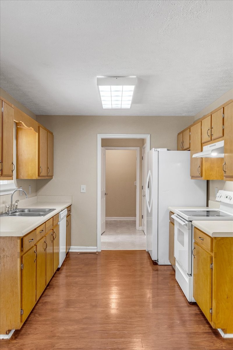 1248 Azure Way