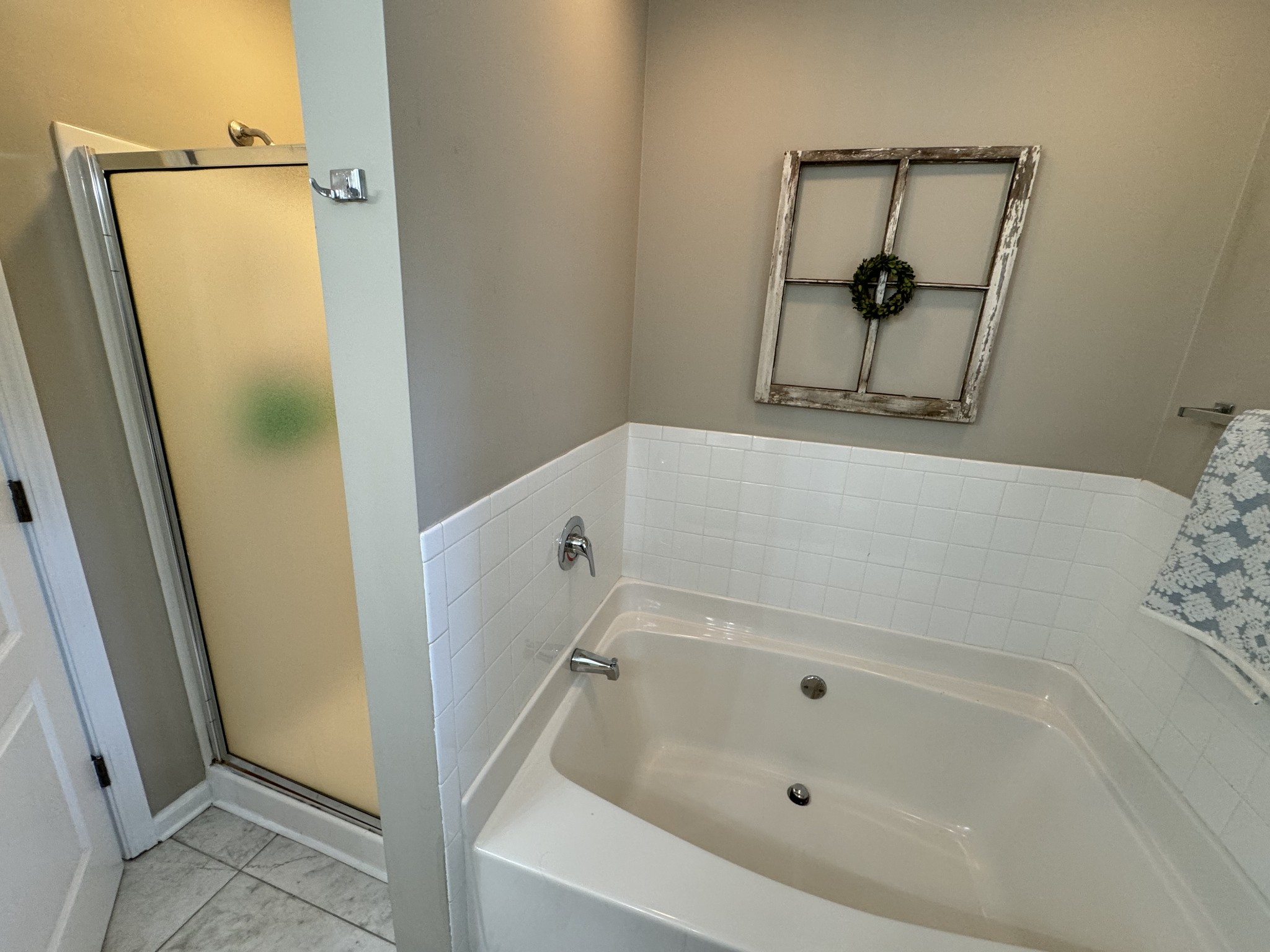 3132 Holly Pt