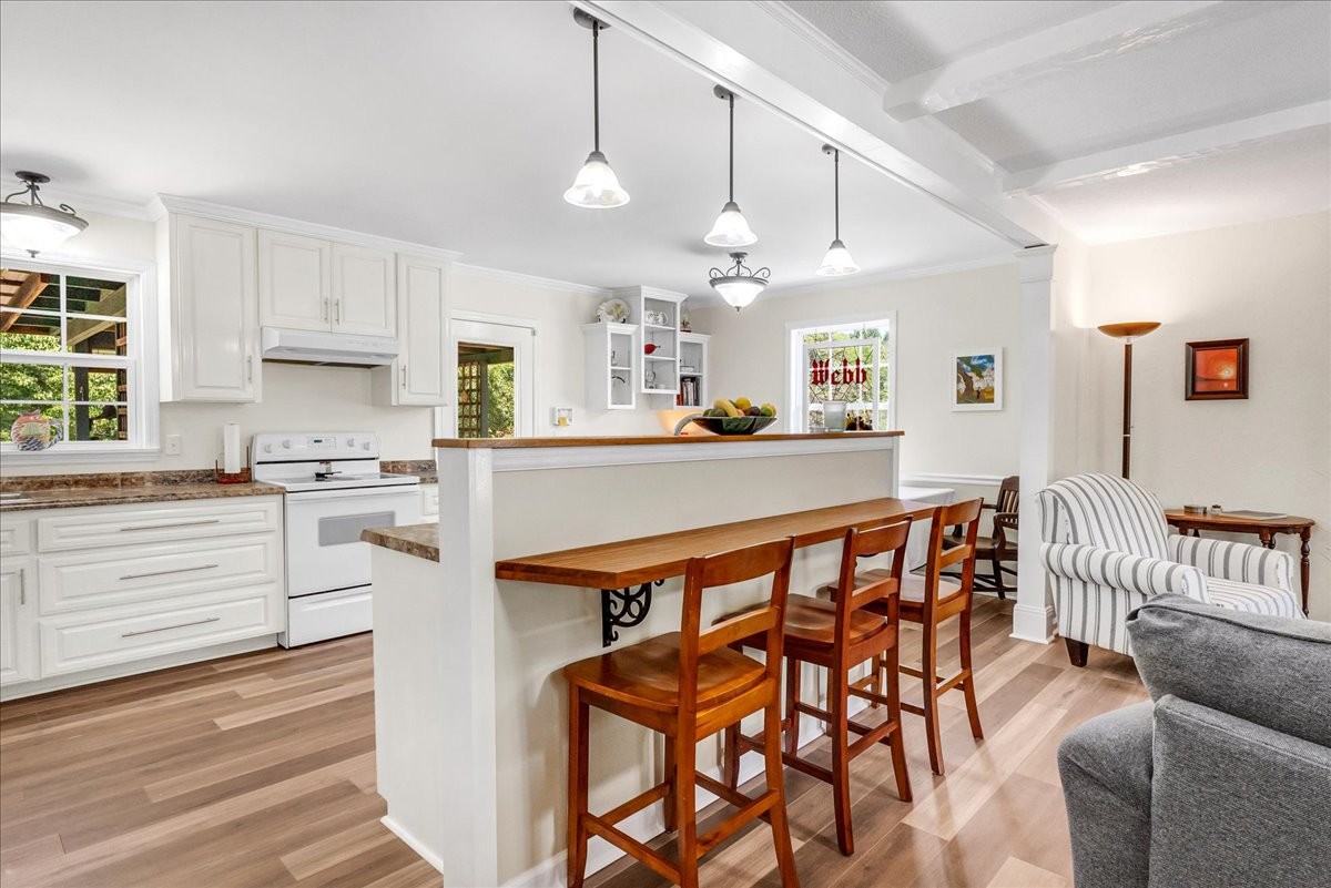 8843 Powells Chapel Rd
