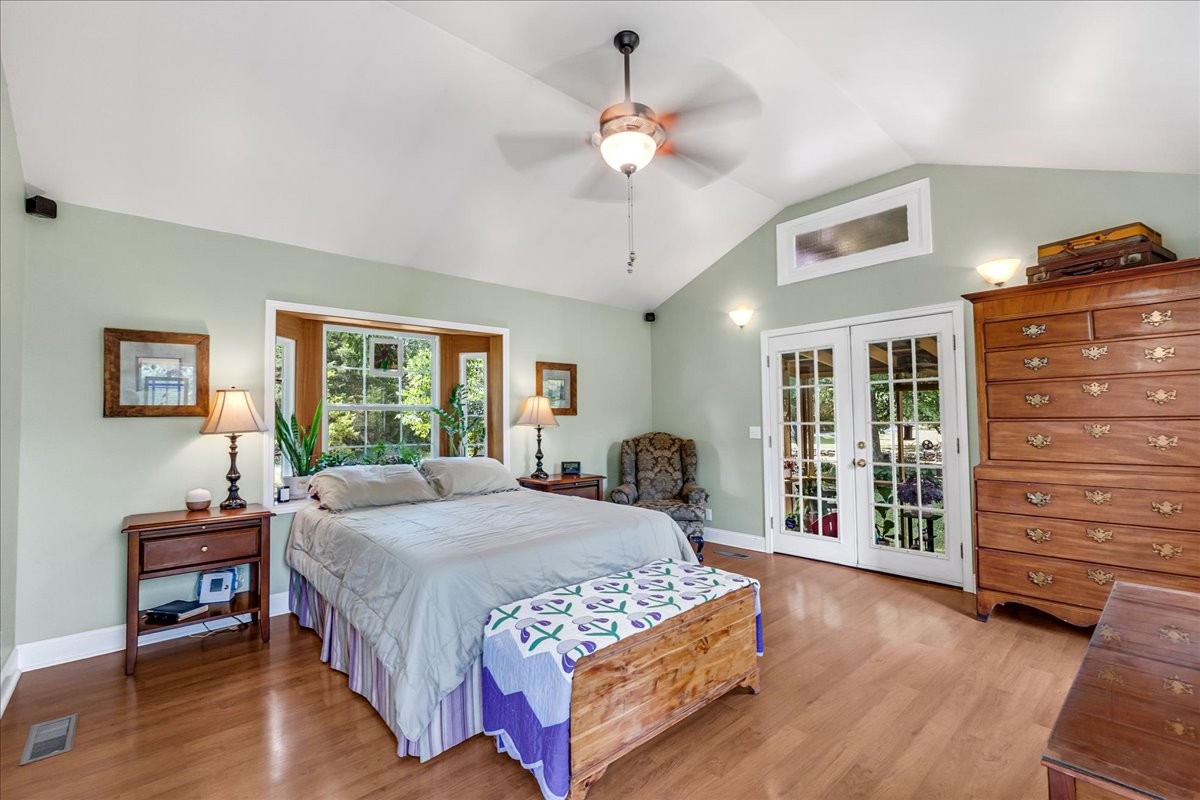 8843 Powells Chapel Rd