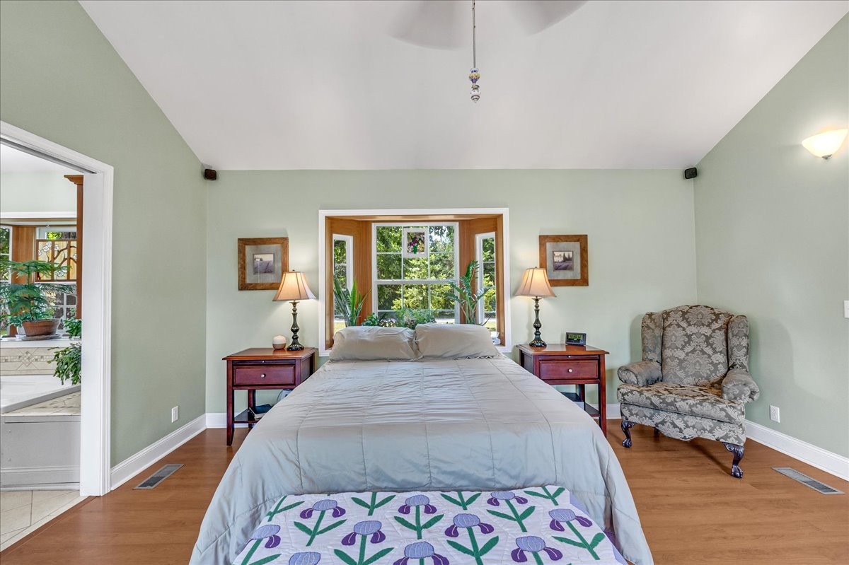 8843 Powells Chapel Rd