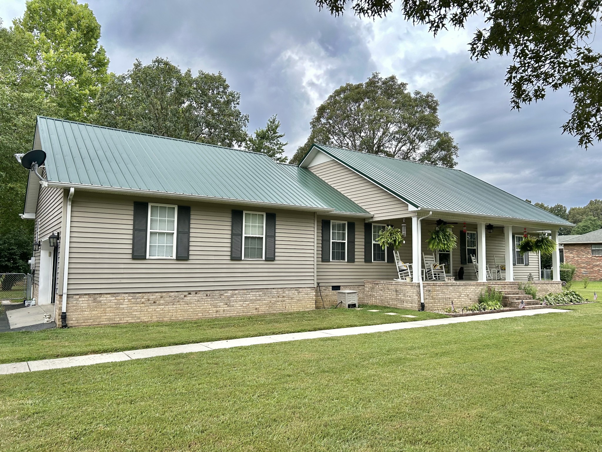 145 Dale Dr