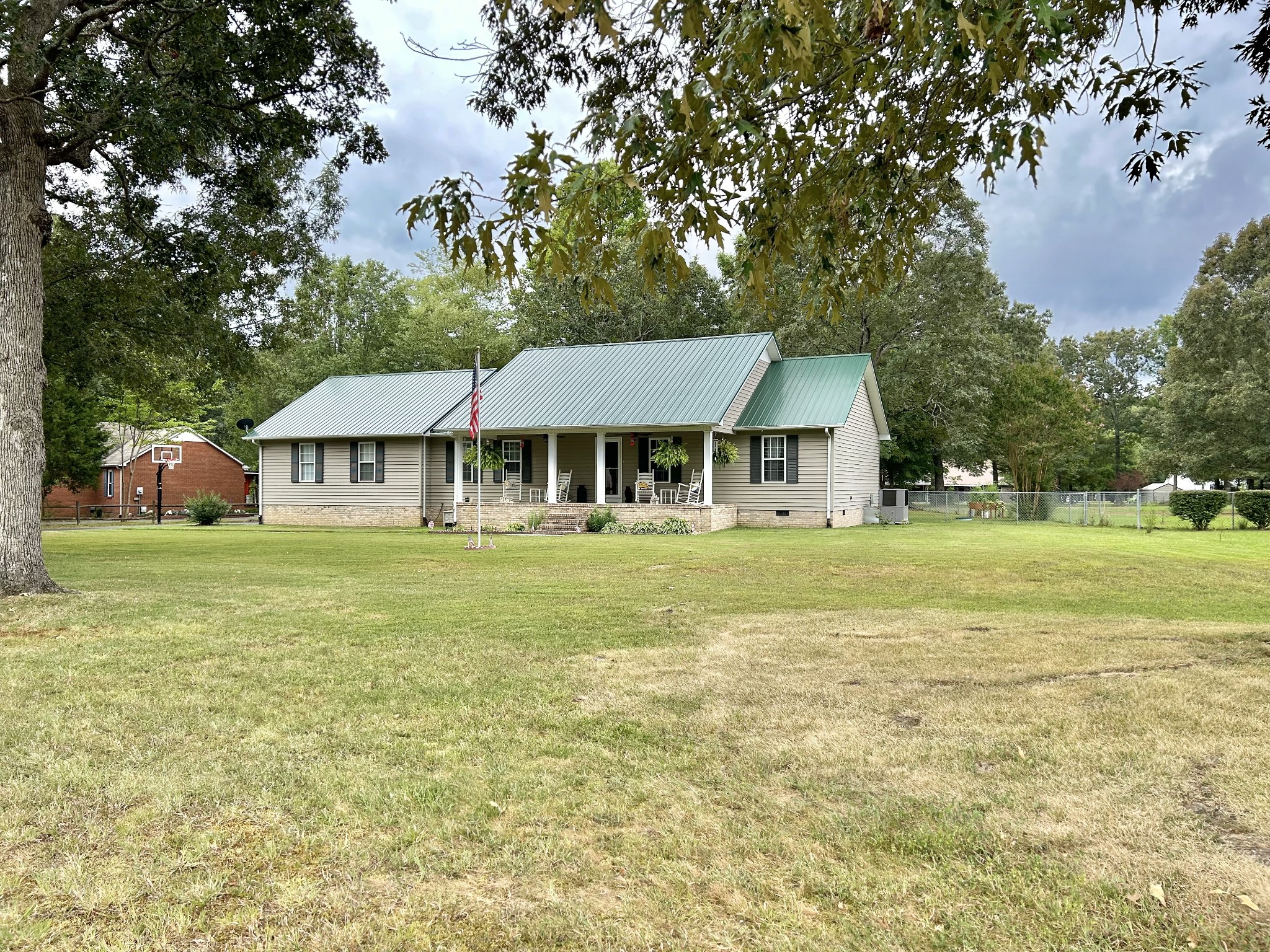 145 Dale Dr
