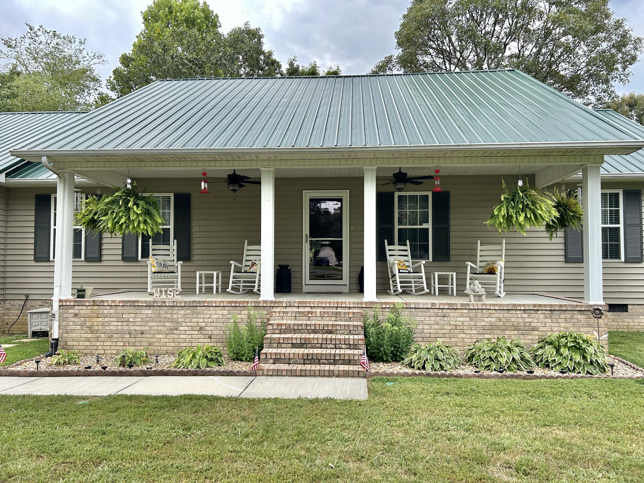 145 Dale Dr