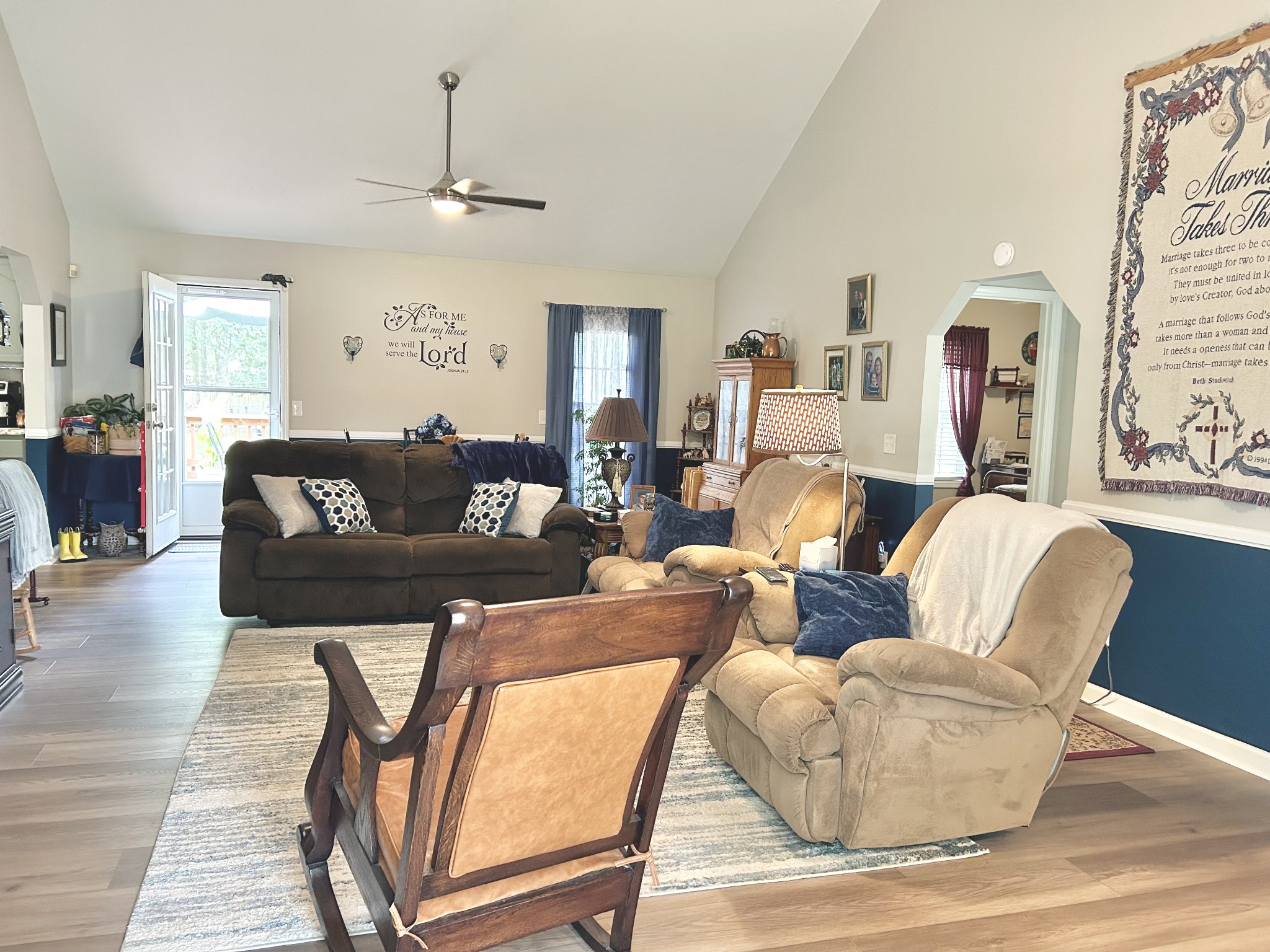145 Dale Dr