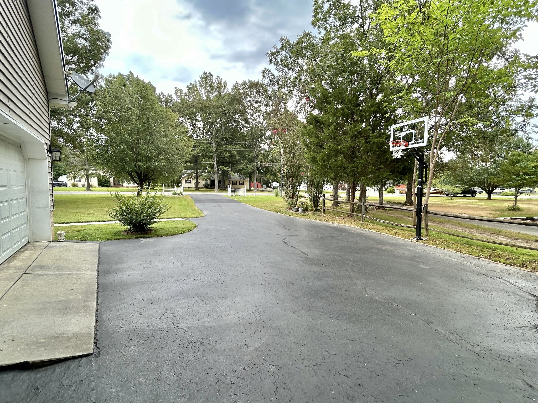 145 Dale Dr