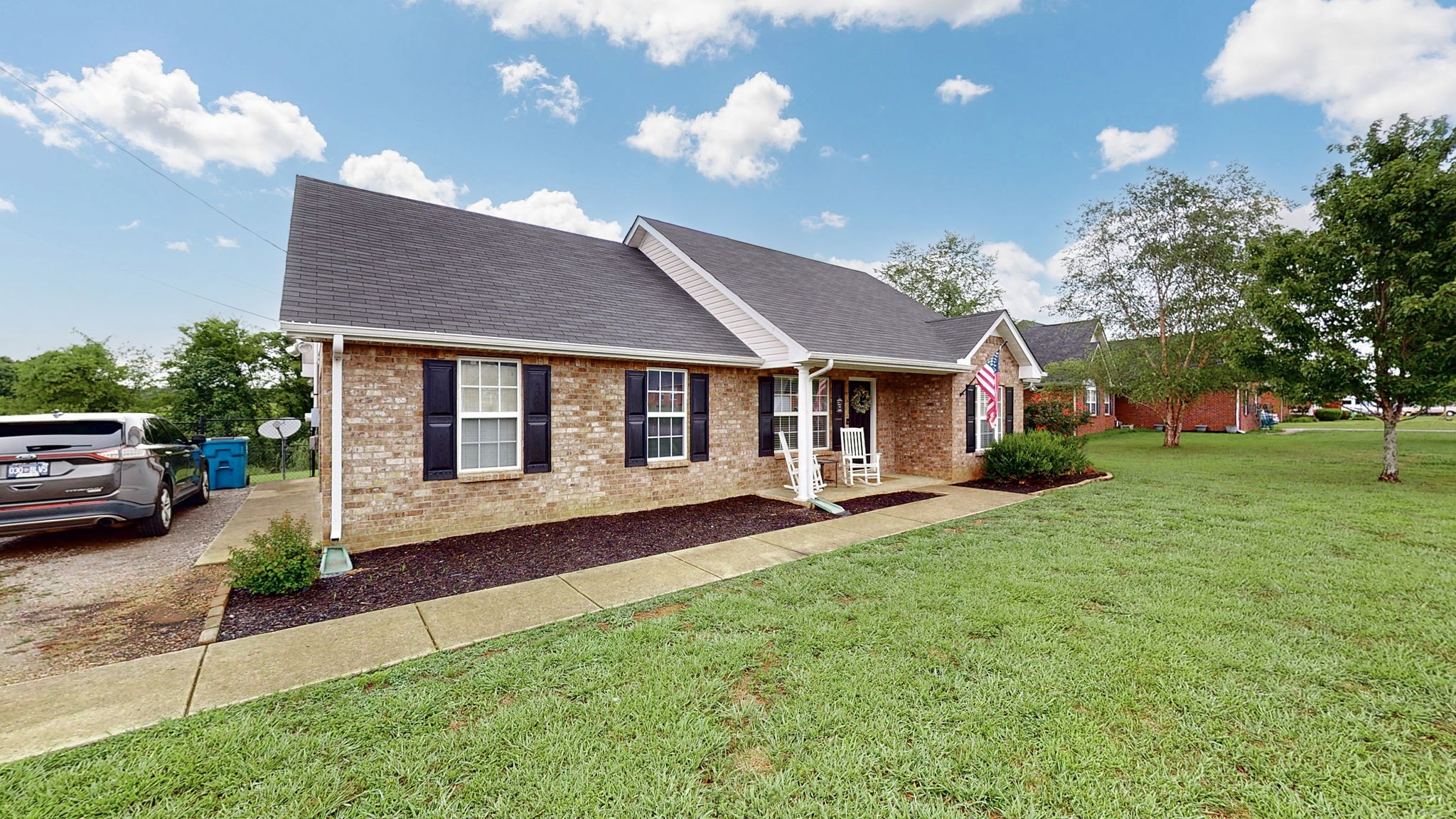 2843 Ridgewood Dr