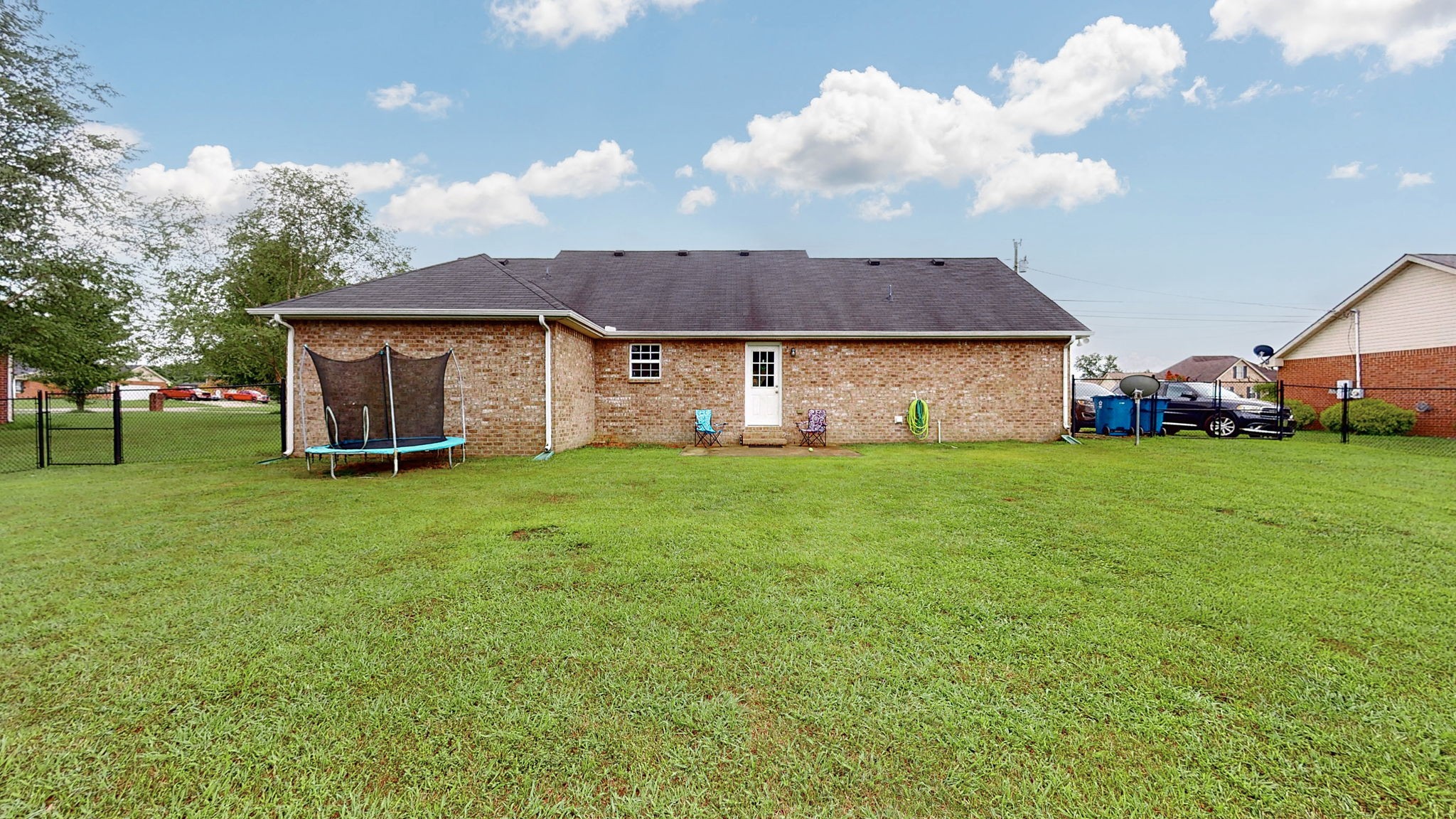 2843 Ridgewood Dr