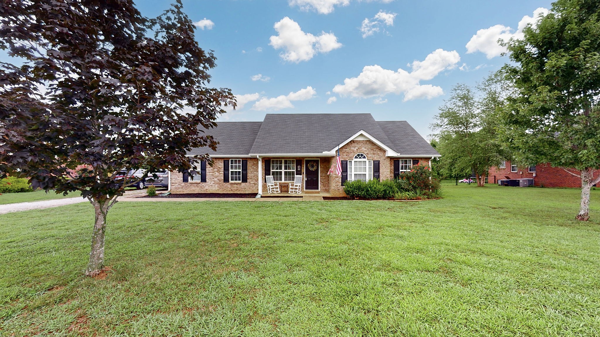 2843 Ridgewood Dr