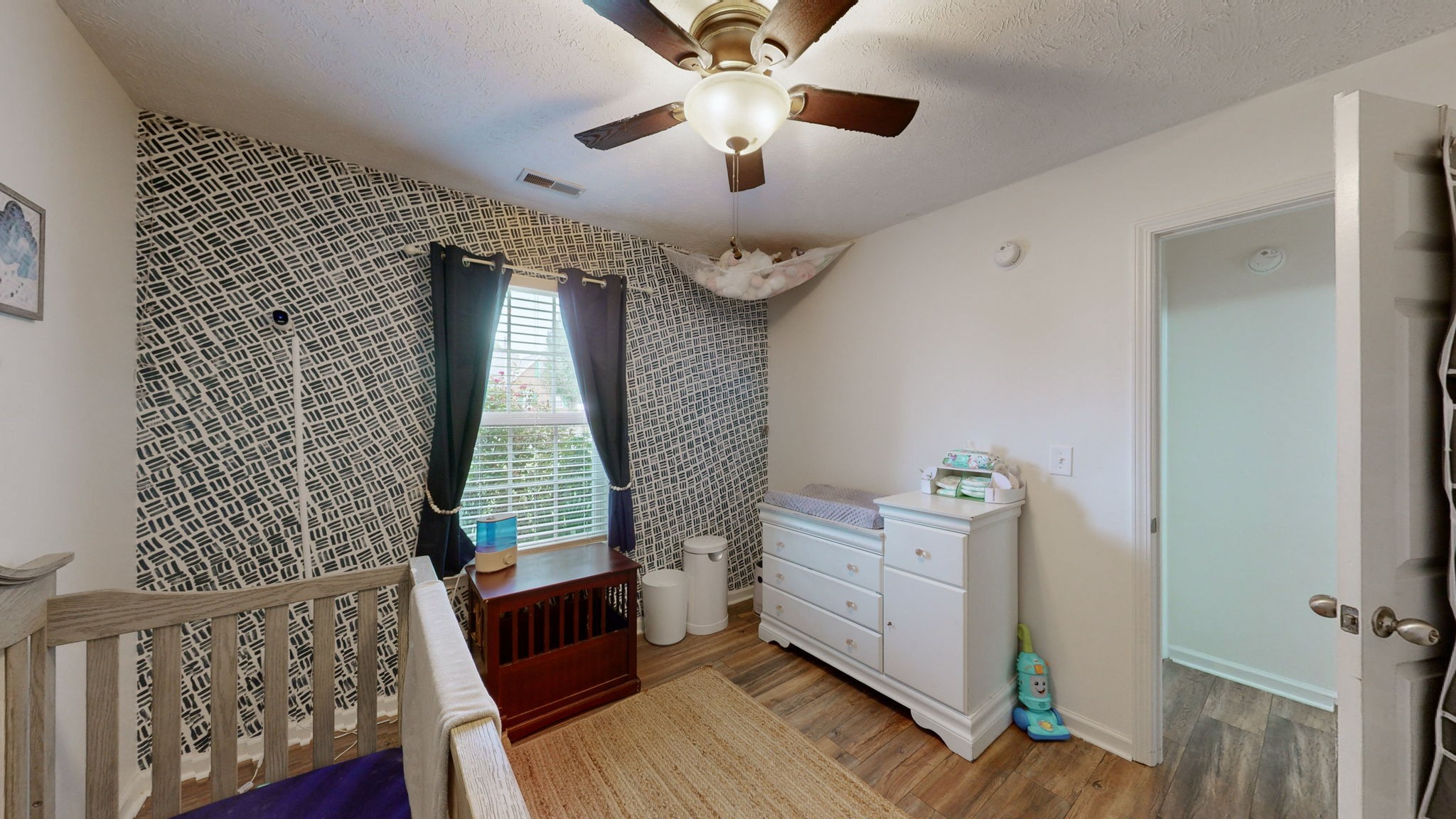2843 Ridgewood Dr