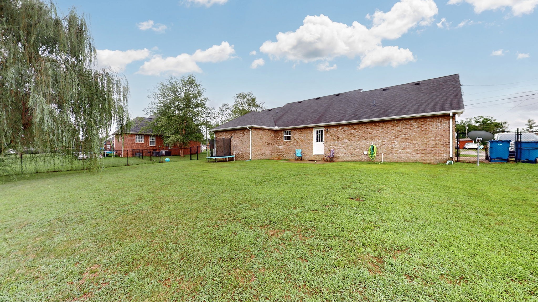 2843 Ridgewood Dr