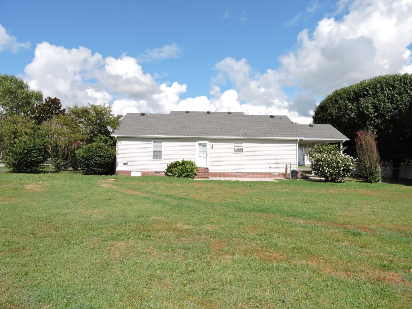 136 ELDON DR