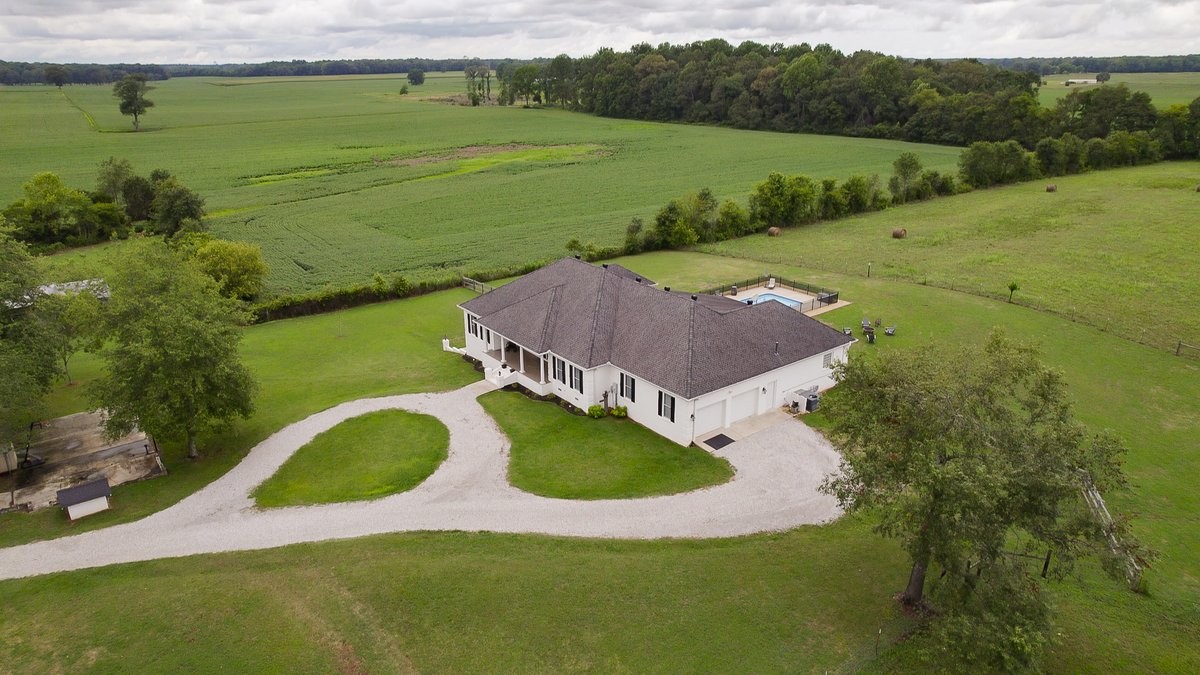 1281 Hillsboro Viola Rd