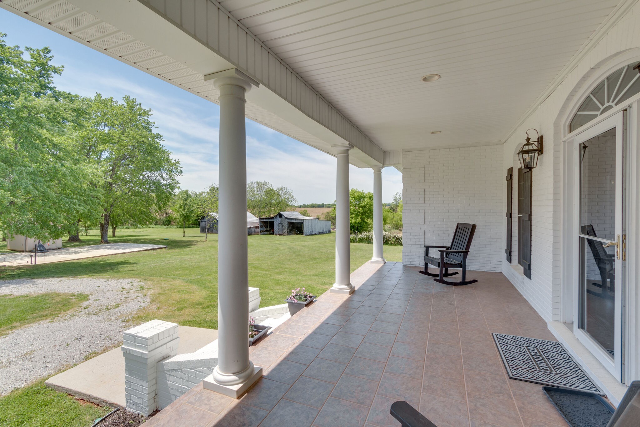 1281 Hillsboro Viola Rd