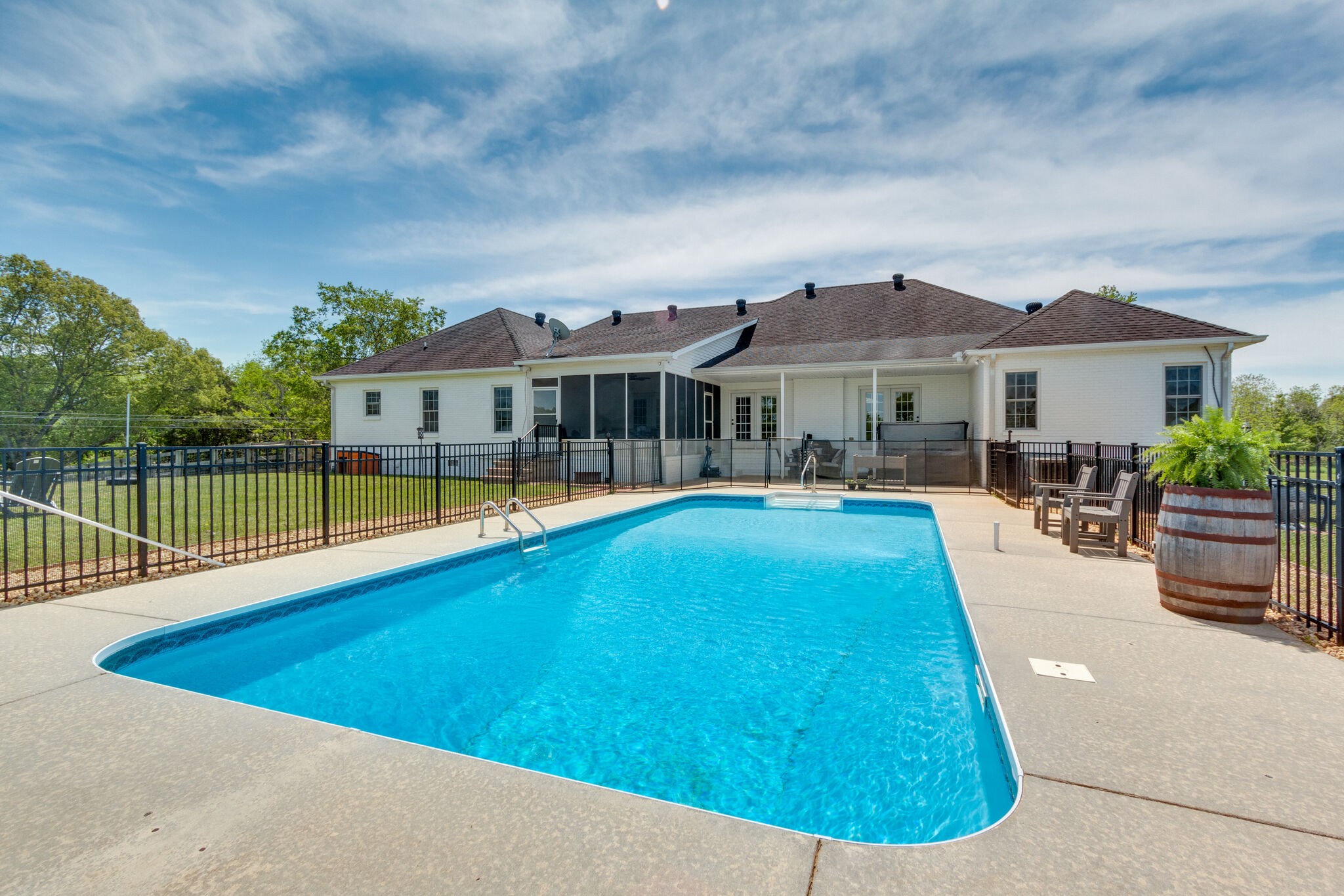 1281 Hillsboro Viola Rd