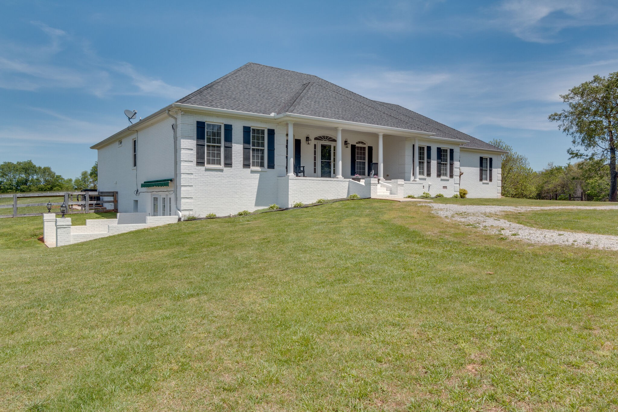 1281 Hillsboro Viola Rd