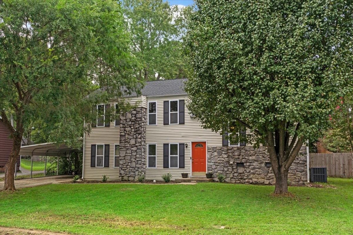 588 Blake Moore Dr