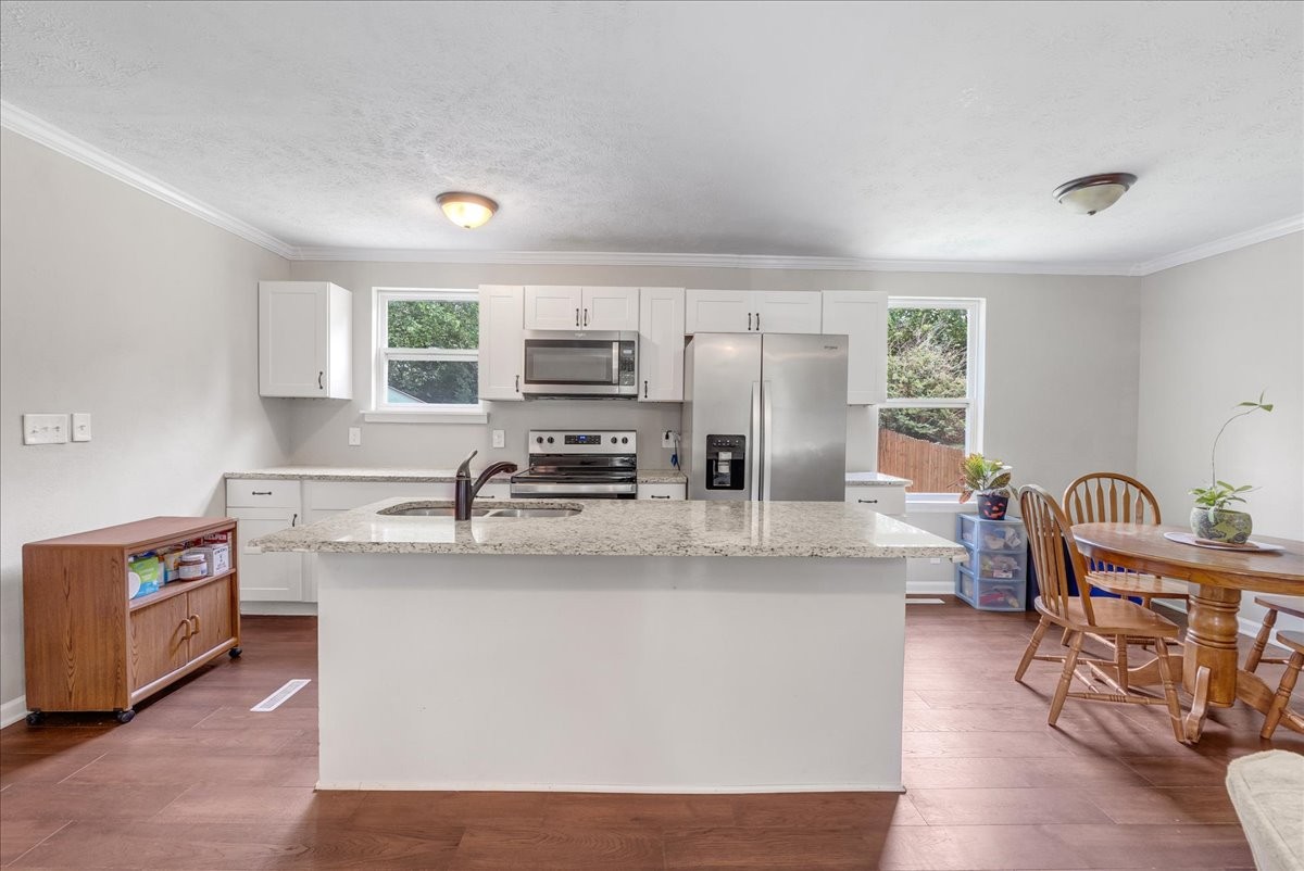 588 Blake Moore Dr