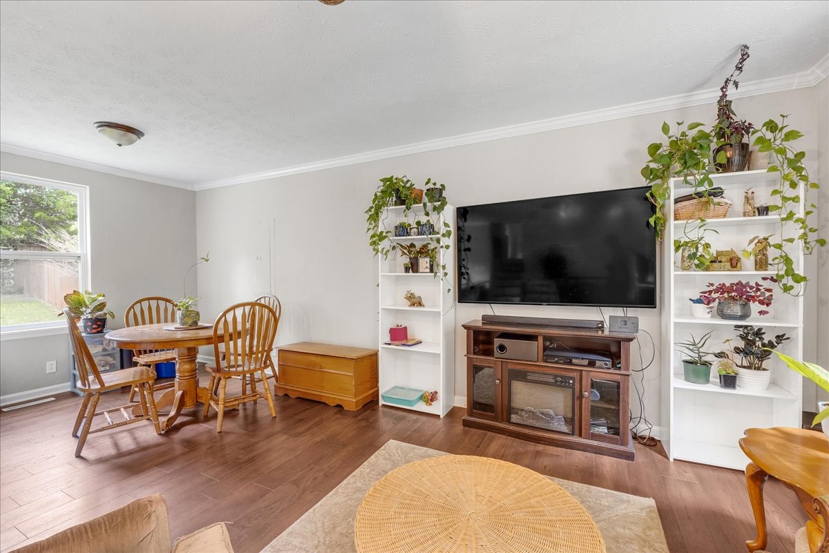 588 Blake Moore Dr