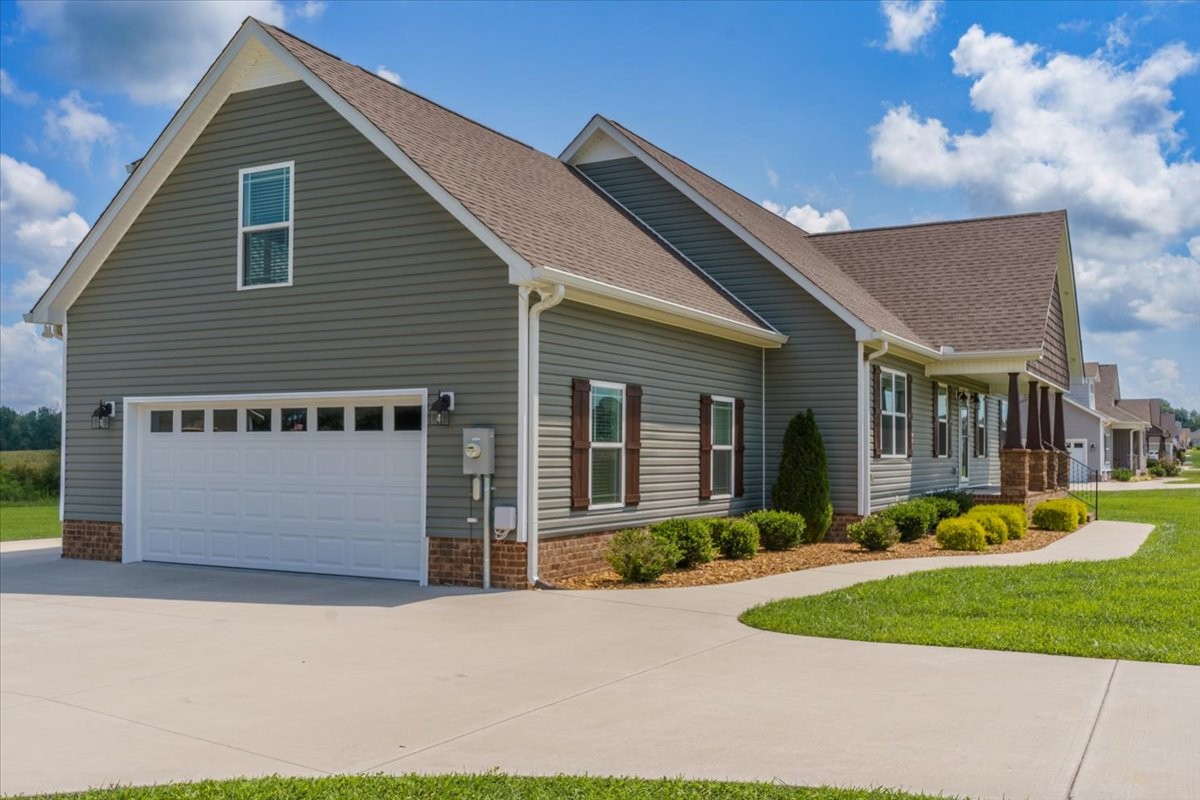 564 Richland Farms Dr