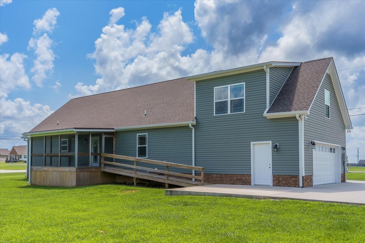 564 Richland Farms Dr