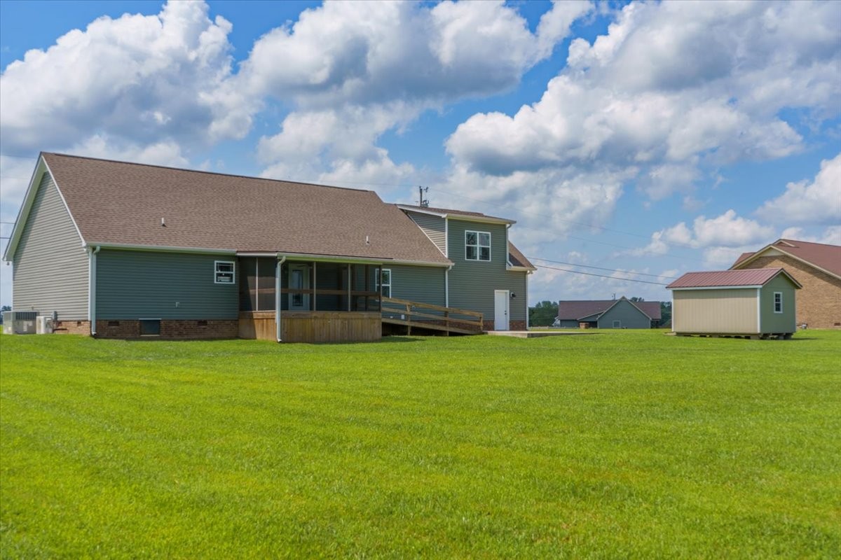 564 Richland Farms Dr
