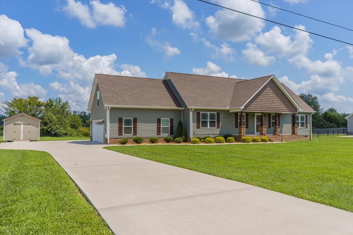 564 Richland Farms Dr