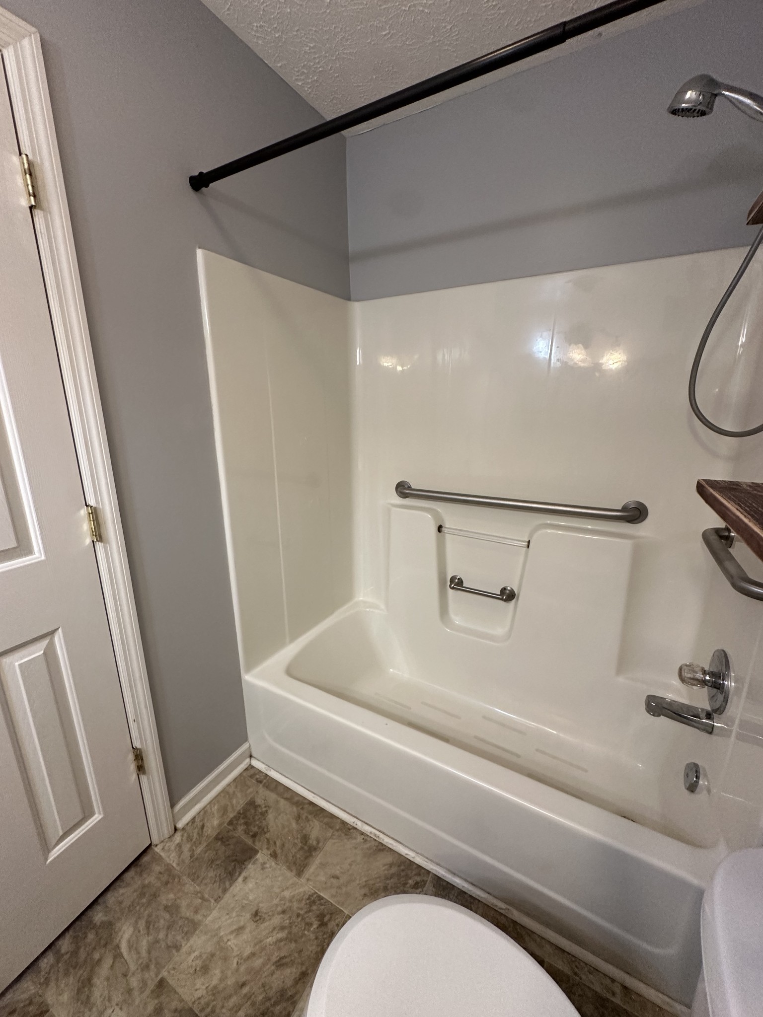296 Vernon Winton Rd