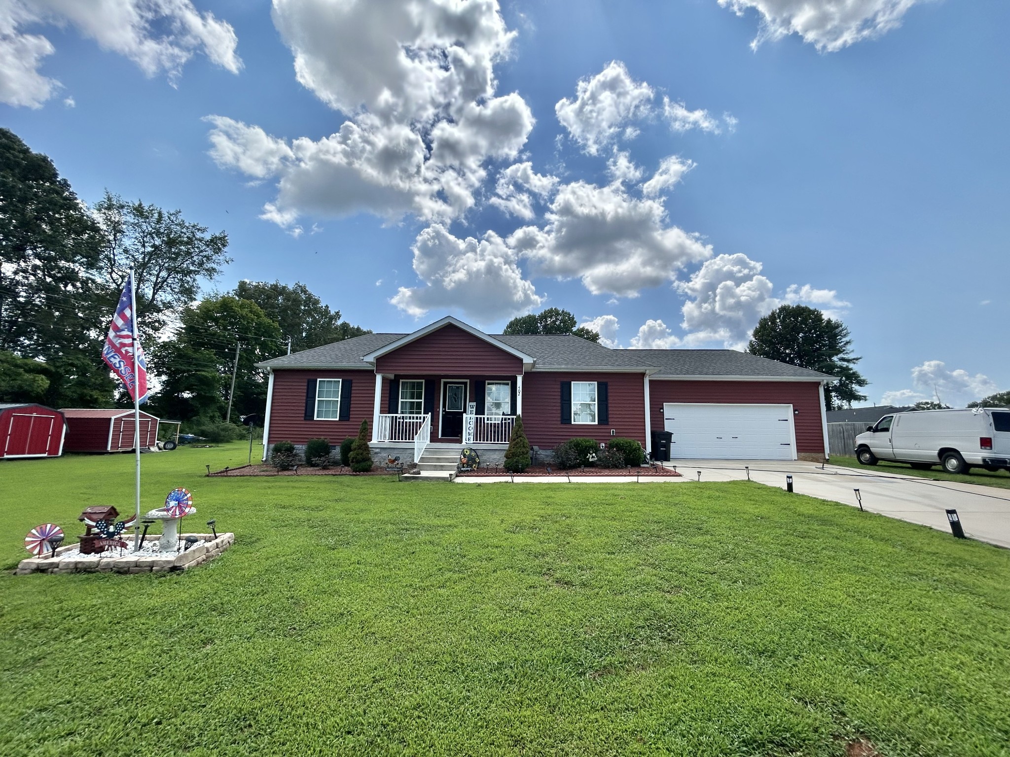 402 Highland Dr