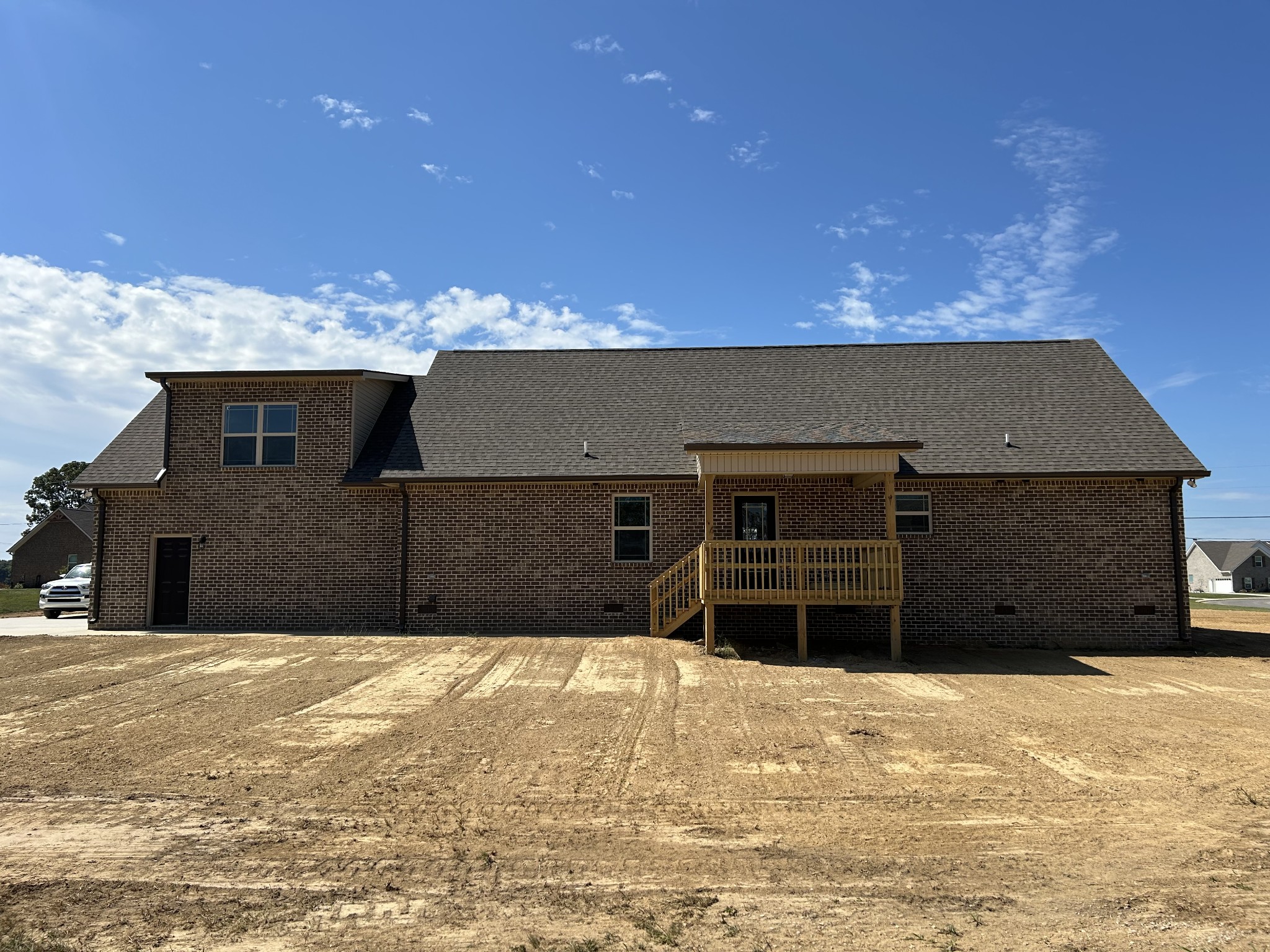 70 Randall Ln