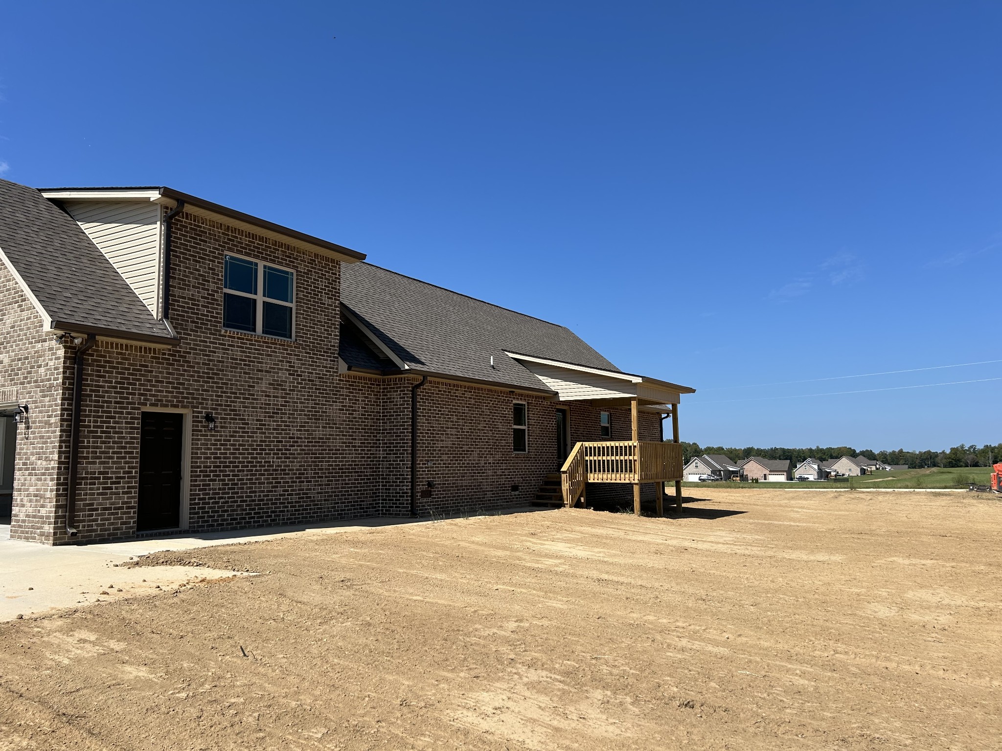 70 Randall Ln
