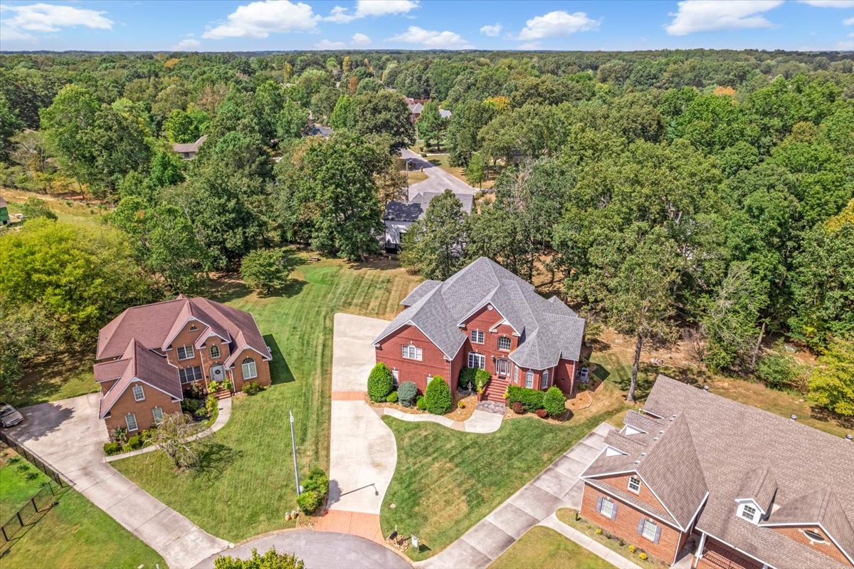 307 New Kent Ct