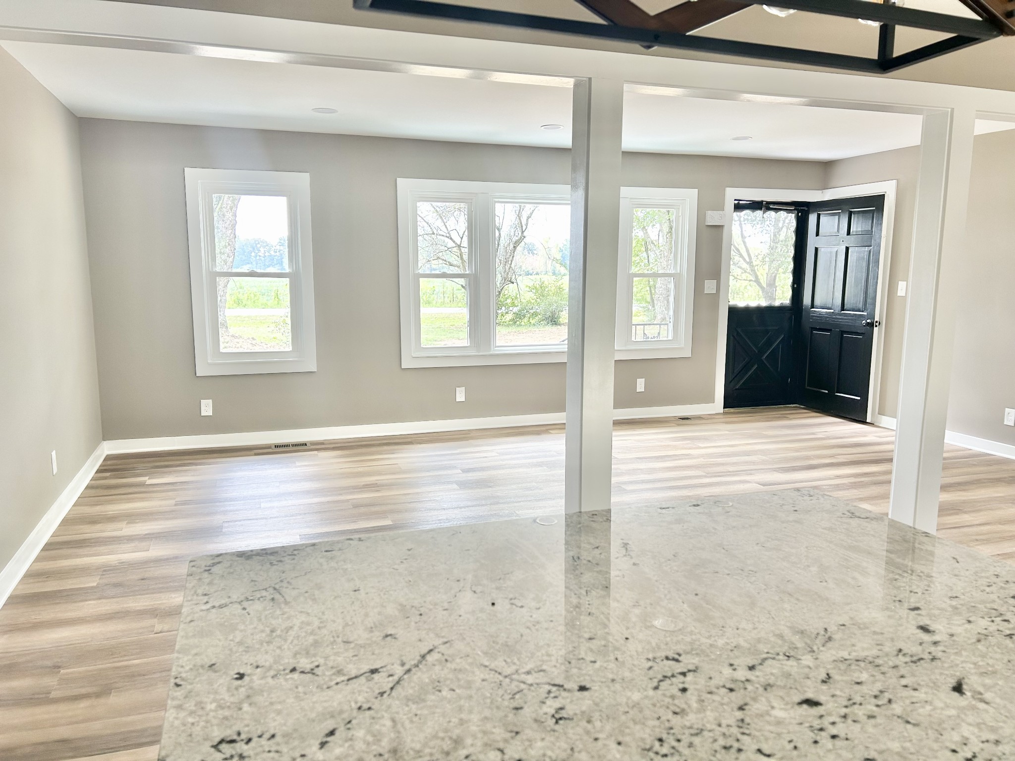 477 Pocahontas Rd