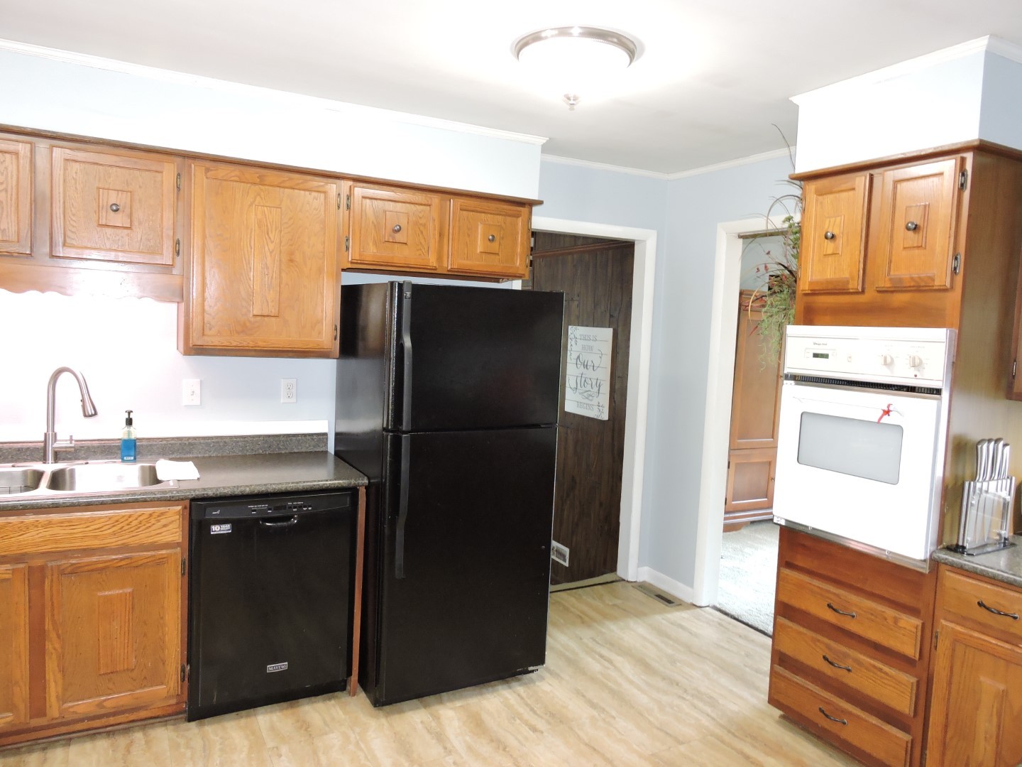 350 Belmar Cir