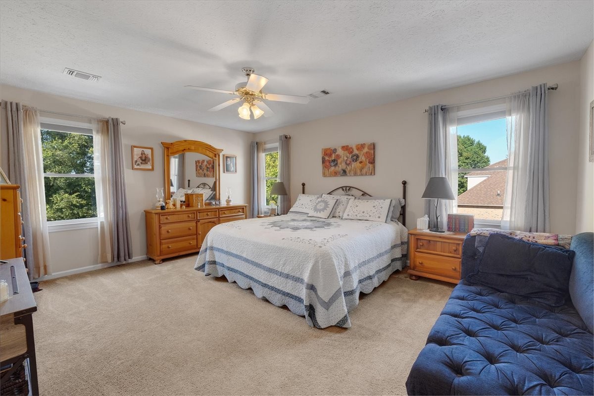 2233 Red Mile Rd