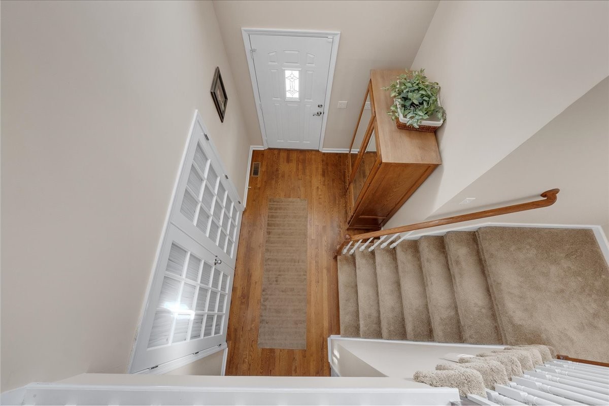 2233 Red Mile Rd