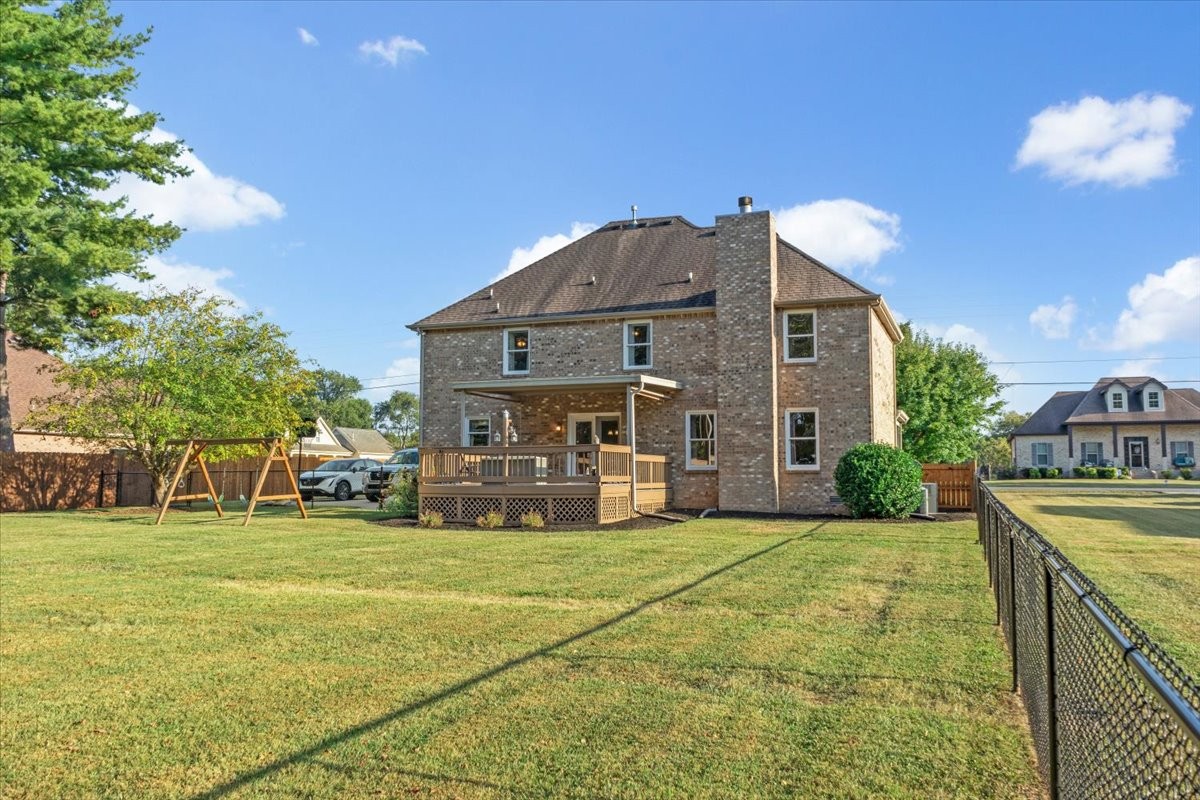 2233 Red Mile Rd