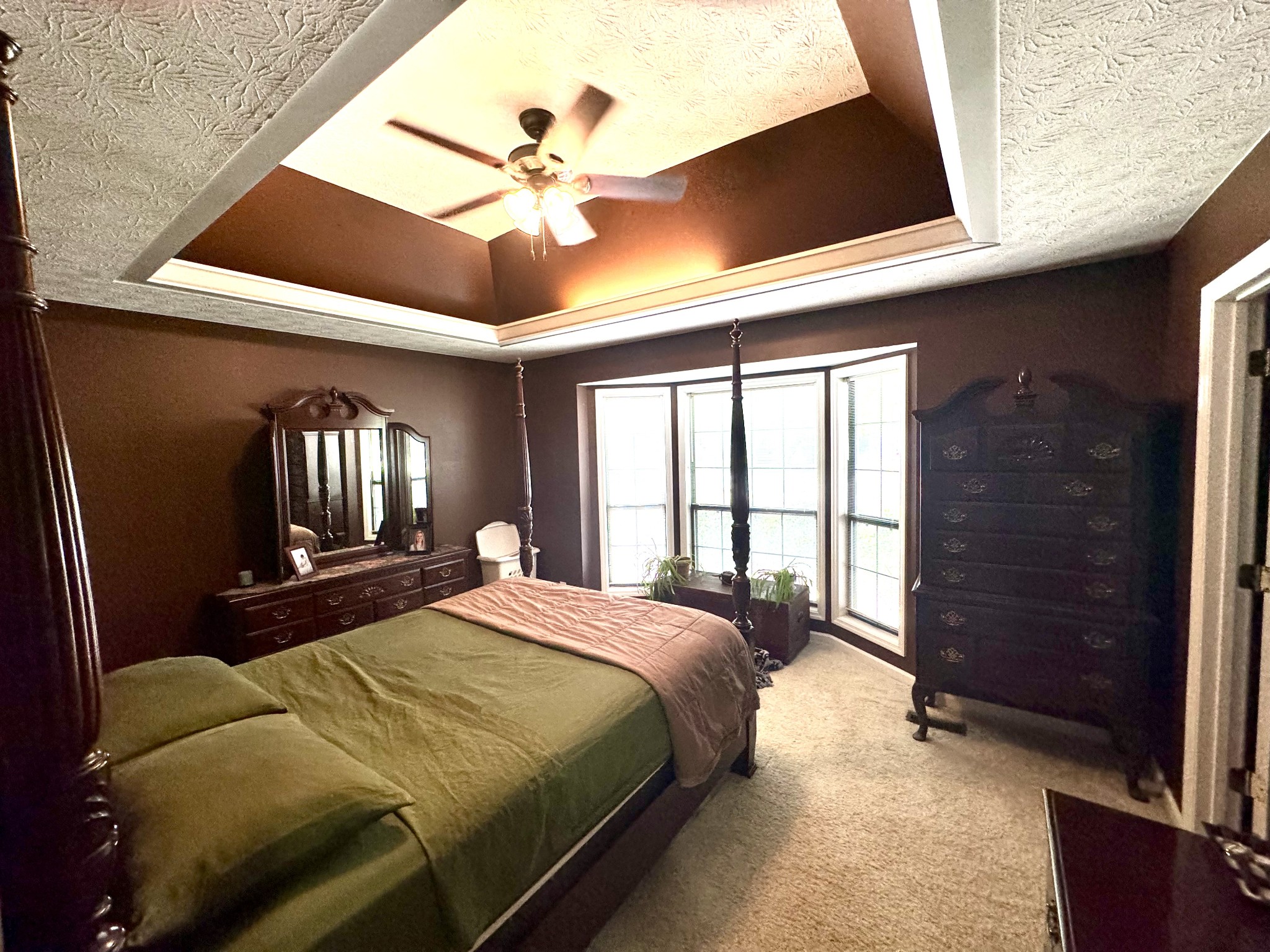 297 Huntington Dr