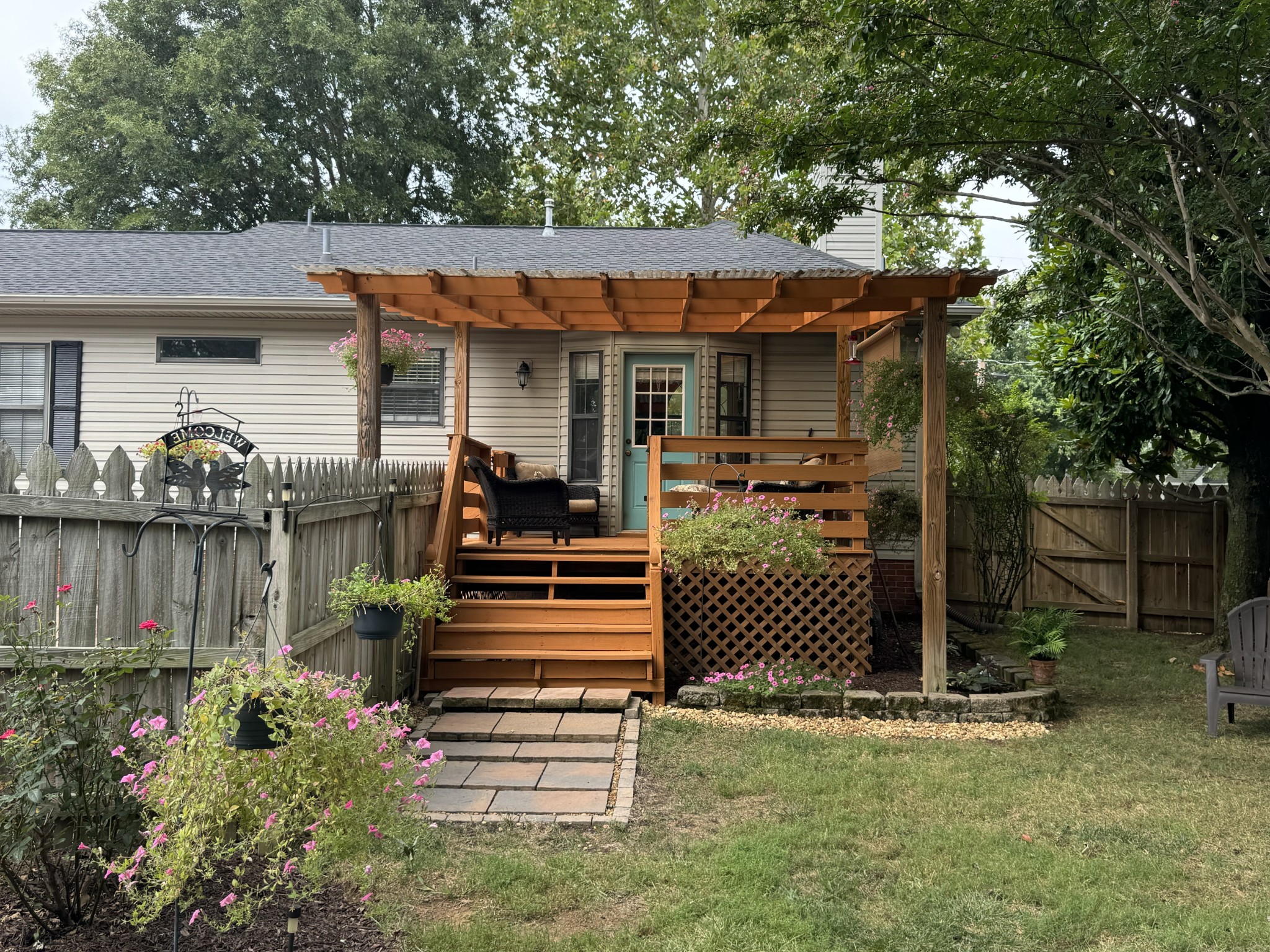 297 Huntington Dr