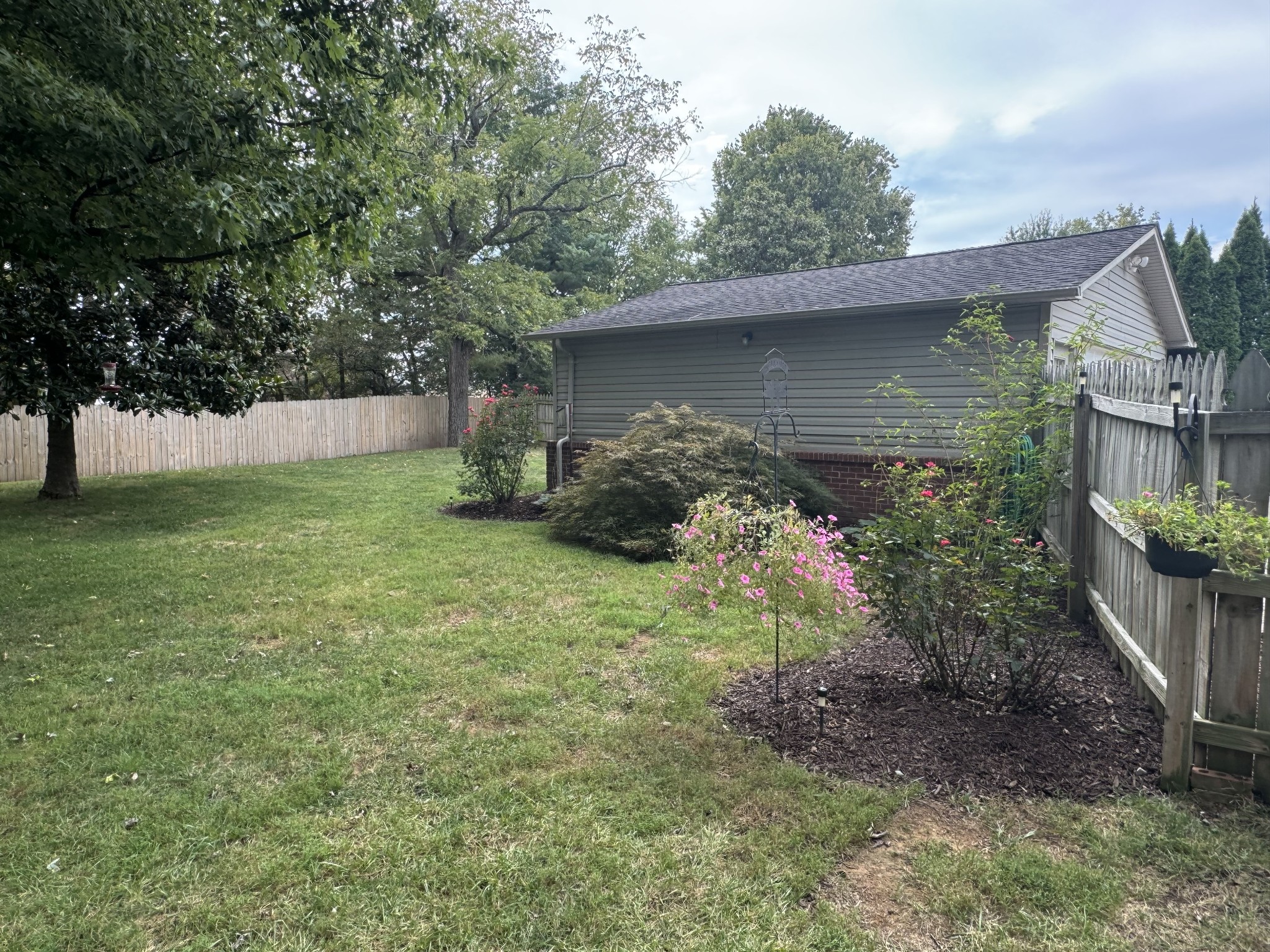 297 Huntington Dr