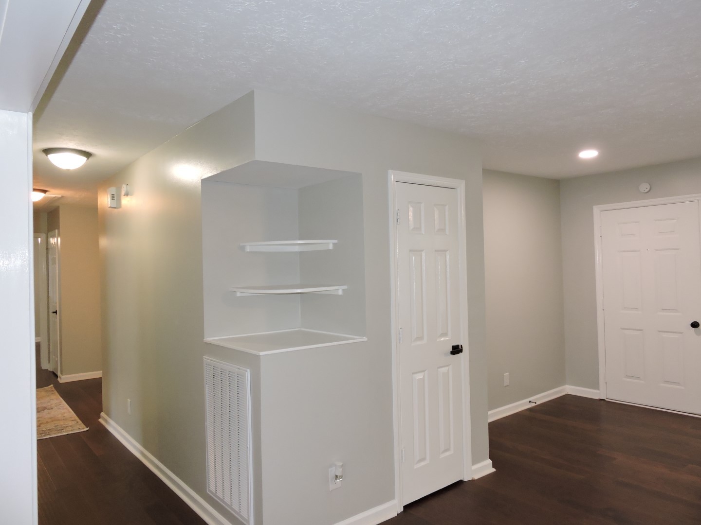 94 Dale Dr