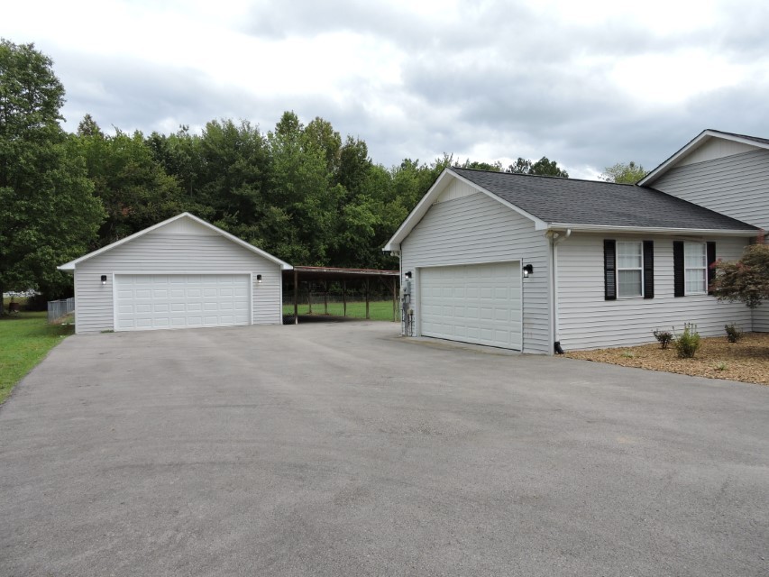 94 Dale Dr