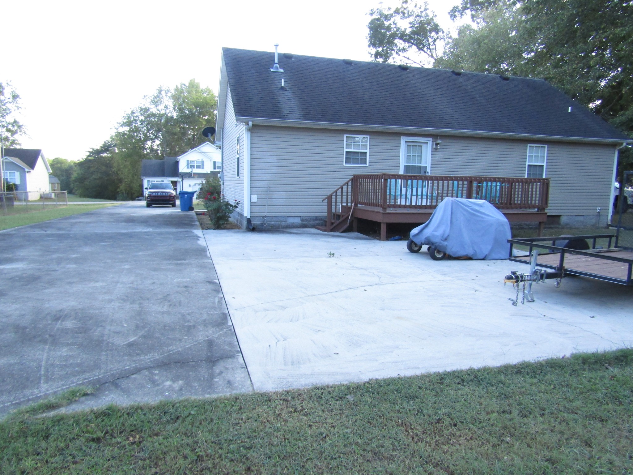 371 Hillcrest Rd